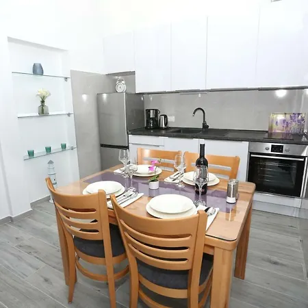 Kristian Appartement *